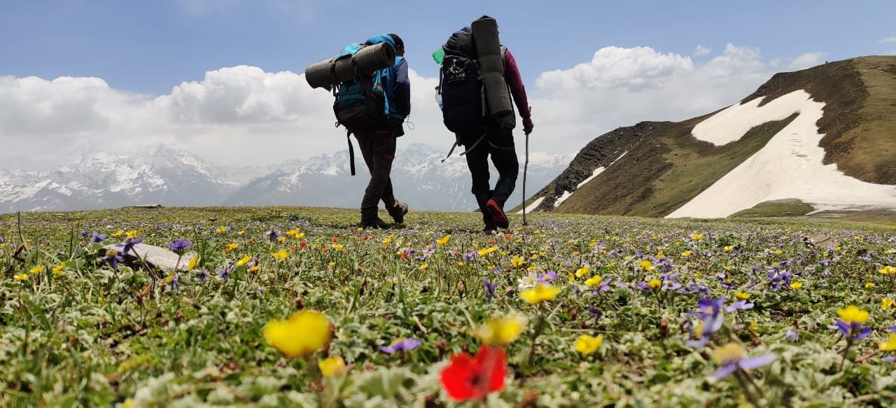 RANI SUI WINTER SNOW TREK