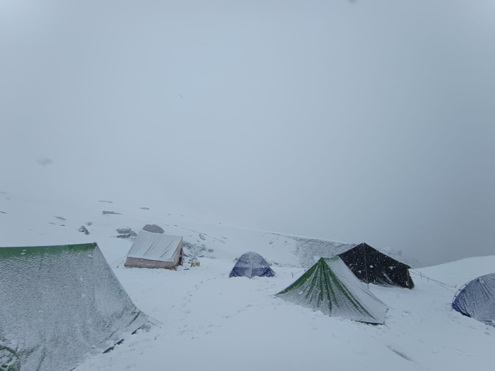 Day 2 — Trek to Bakarthach/Luhali from Dhundi